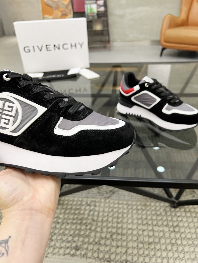 Givenchy Sneakers